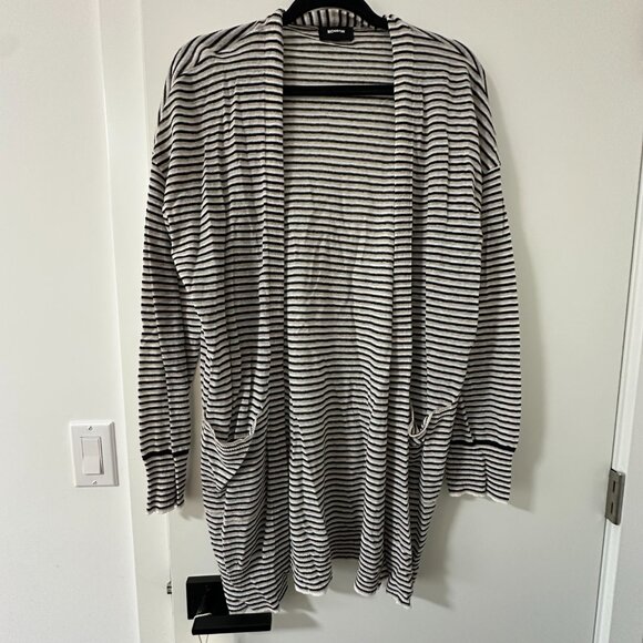 Monrow Striped Cardigan - Picture 2 of 3